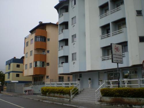 One-Bedroom Apartment (4 Adults) image 1