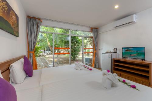 Phuket Sea Resort SHA Extra Plus