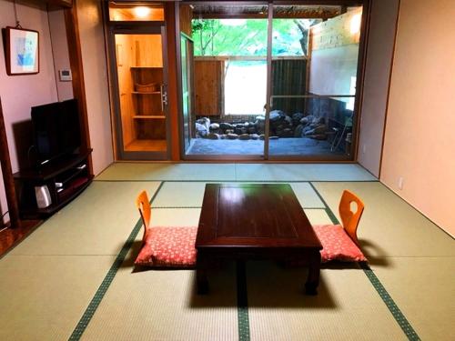 Japanese-Style Room with Open Air Bath