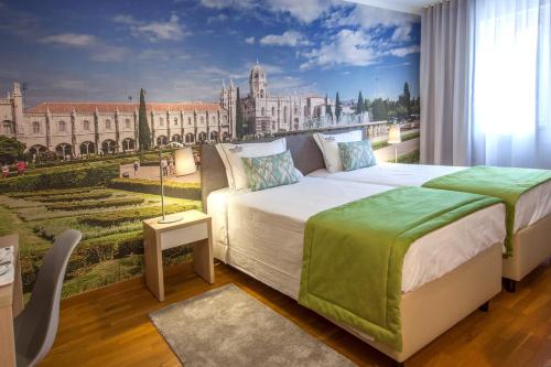 Famous Crows Lisbon Suites - image 11