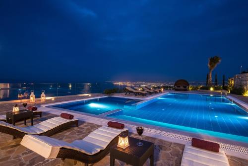 Villa with Sea View image 1