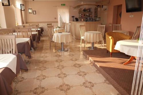 Hotel Angelas - image 5