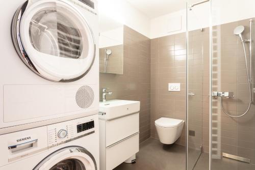 EMA House Serviced Apartments Superior Downtown - image 3