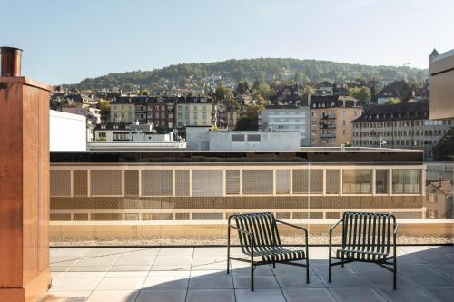 EMA House Serviced Apartments Superior Downtown - image 4