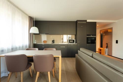 EMA House Serviced Apartments Superior Downtown 4