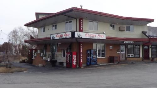 . Chateau Guay Motel & Restaurant