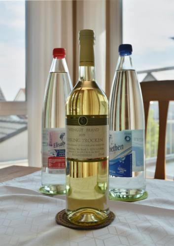 Rieslingstube bei Britta & Joachim 4.9km von Uelversheim entfernt
