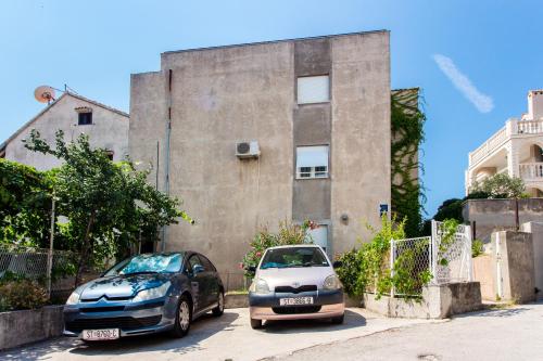 Apartment with Terrace image 1