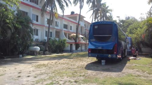 外部景觀, Hotel Playa Azul in 藍色海灘-米卻肯