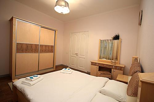 Inn Home Apartments - Kreshchatyk area - image 3