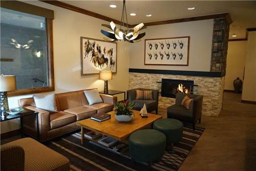 Snowmass Village Condominiums - image 9
