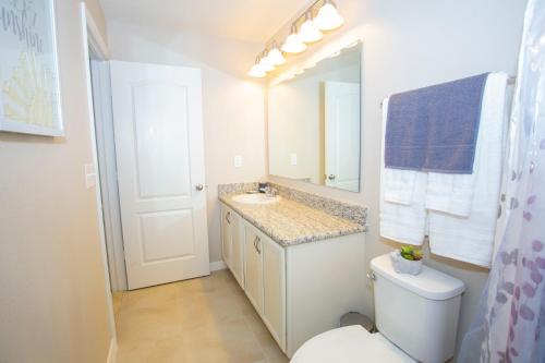 Four Bedroom Close To Disney 5143A