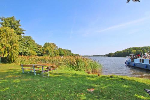 Ferienwohnungen Kleinzerlang SEE 9340