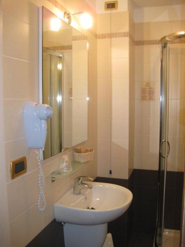 Hotel Villa Igea - image 3