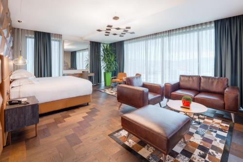 Παροχές, Emerald Hotel in Laplje Selo