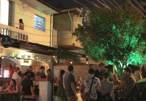 HBB Hostel Brasil Bar- Vila Madalena - São Paulo-SP - Próximo a Beco do Batman, Paulista, Allianz Parque, Morumbi, Acesso 24hs – Sao Paulo, VT