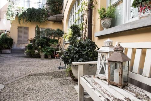Lo Studio - The House Of Travelers, Como (photo 3)