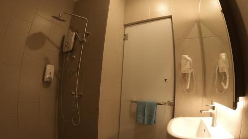 Bathroom, U Design Hotel Kuala Lipis in Kuala Lipis