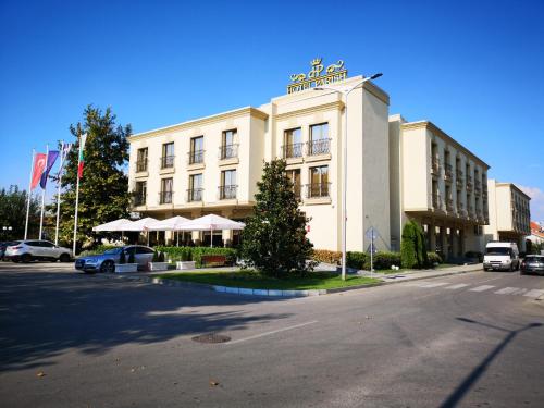 Parish Hotel, 