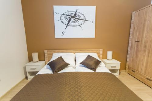 One-Bedroom Apartment image 5