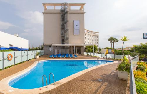 สระว่ายน้ำ, แฟล็ก โฮเต็ล บาเลนเซีย ฟลอราซาร์ (Flag Hotel Valencia Florazar) in บาเลนเซ๊ย