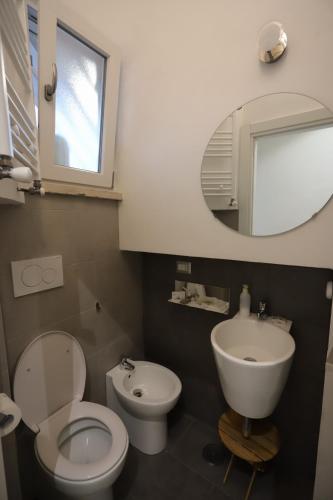 Bathroom, Aliska's home in Guidonia Montecelio