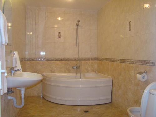 Hotel Bellisimo - image 3
