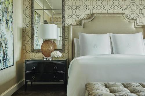 2 double beds