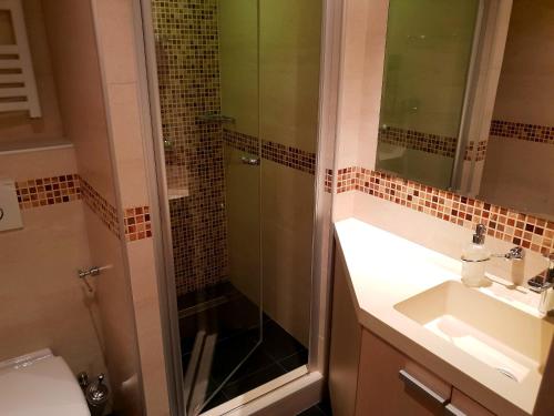 Apartment Superior Centar - image 11