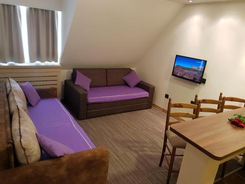 Apartment Superior Centar - image 3