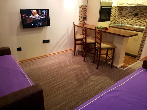 Apartment Superior Centar - image 13