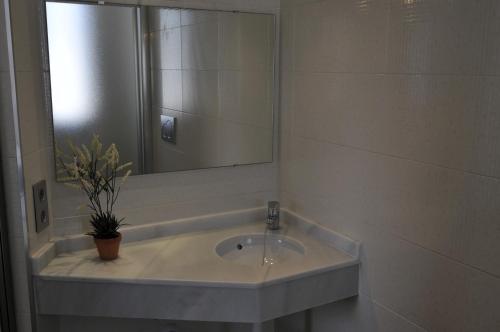 Hostal Tarifa -Recepcion abierta las 24h-
