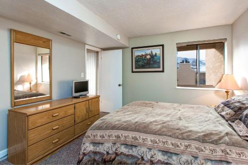Park City Adventures Apartment Condo - image 3