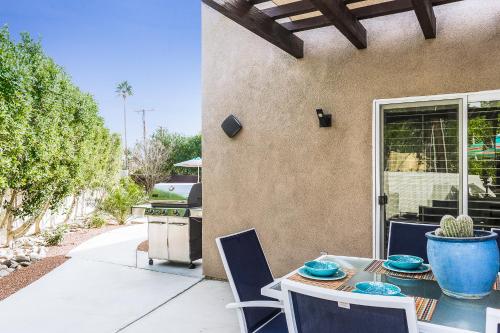 Palm Springs Home Close to Downtown - image 4
