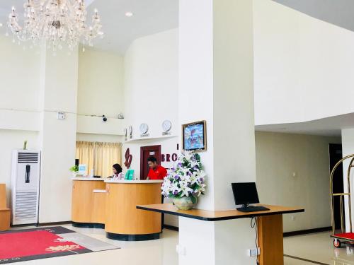 Hotel Broadway Yangon in Mayangone