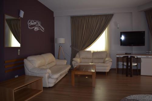 Hotel Arvi - image 6