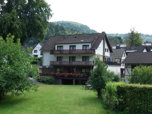 Bed&Breakfast Eifelpension Brückenschenke