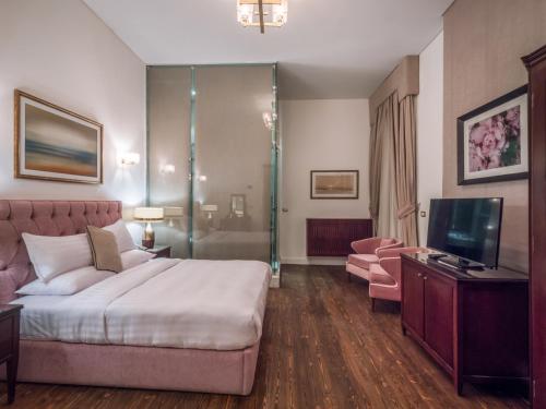 room detail thumbnail 0