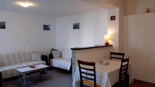  One-Bedroom Apartment in Selce II in Selce