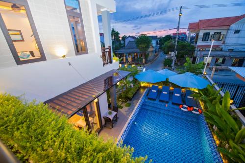 HA Mountain View Pool Villa, Хойан