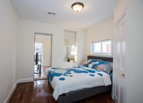 Charming studio - 3 min walk to PETWORTH Metro station; 10 min to Convention Center Washington D.C.