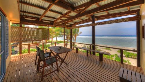 شاطئ, Tropical Sands in Matavera