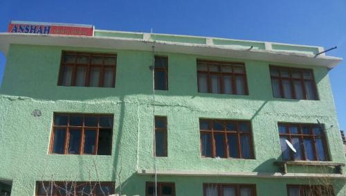 B&B Leh - Anshah Guest House - Bed and Breakfast Leh