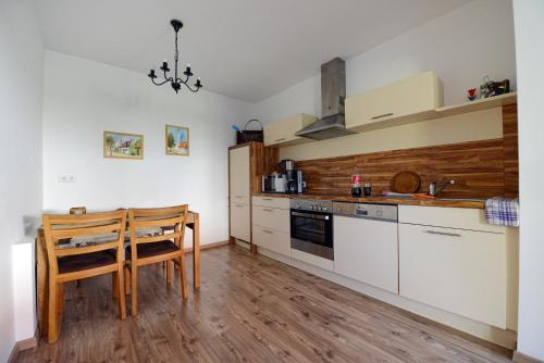 Ferienwohnungen Karoly in มอร์บิสช์ แอม เซ