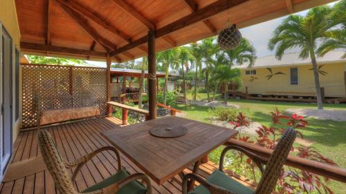 شرفة/ تراس, Tropical Sands in Matavera