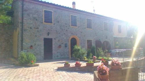  Antico Borgo Le Querce, Pension in Santa Luce