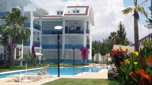  Aqua Garden Residence B6 in Side