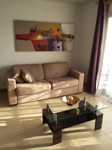 Apartment image 6