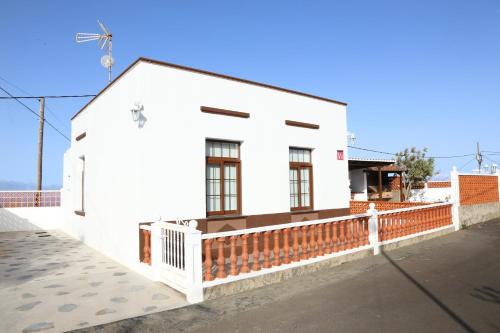  Casa El Molino, Pension in Puntallana