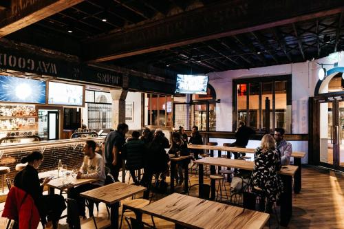 Restaurant, East Brunswick Hotel in Brunswick